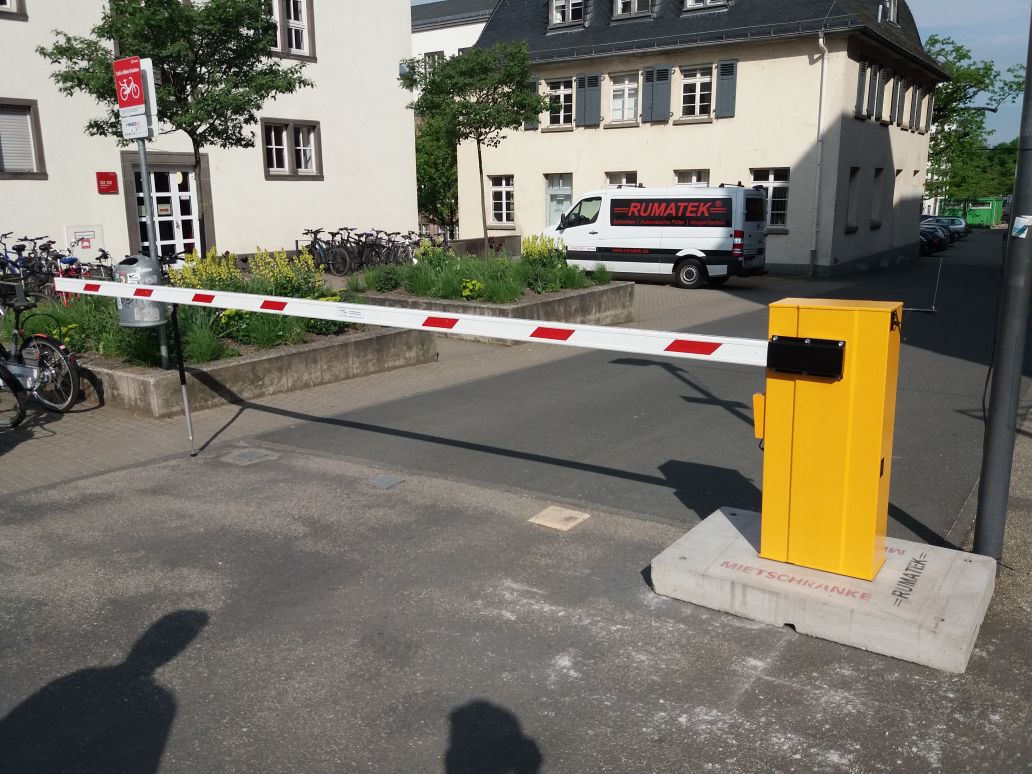 Automatikschranke Aachen5 at 10.10.44